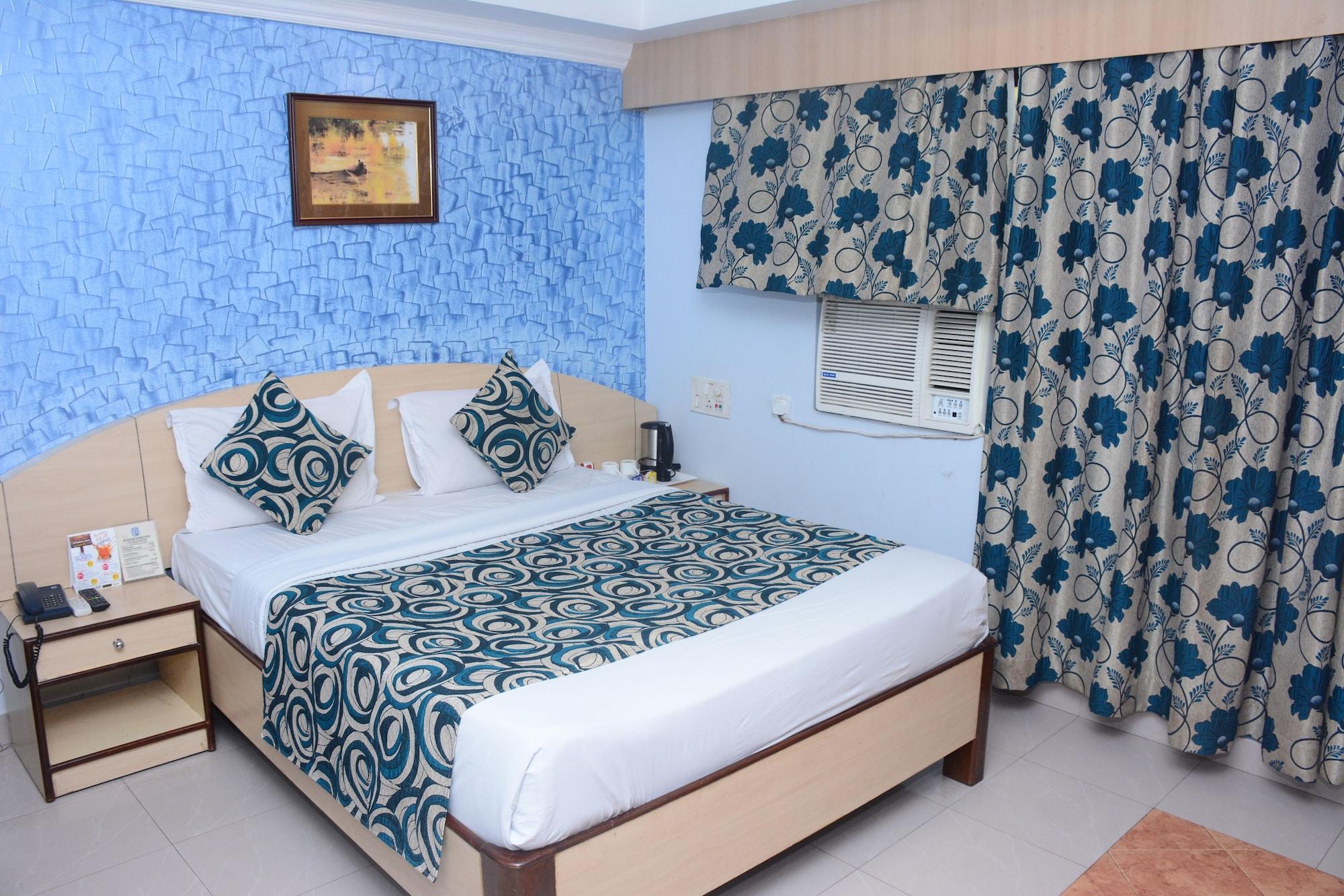 Hotel Pushpak Bhubaneswar Buitenkant foto
