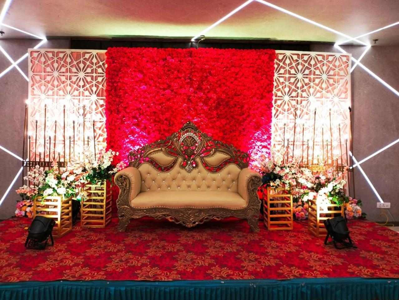 Hotel Pushpak Bhubaneswar Buitenkant foto