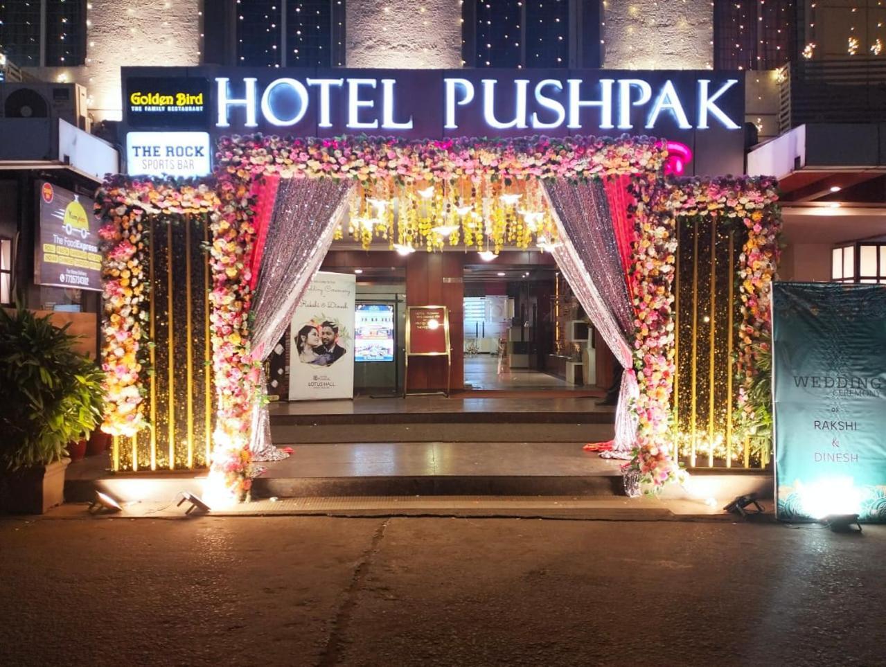 Hotel Pushpak Bhubaneswar Buitenkant foto